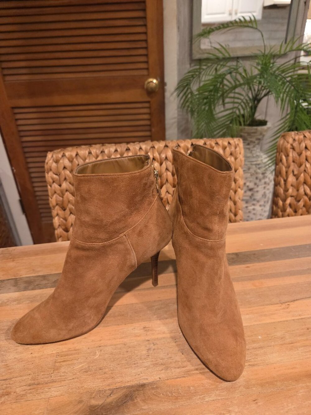 Tan Heeled ankle boots